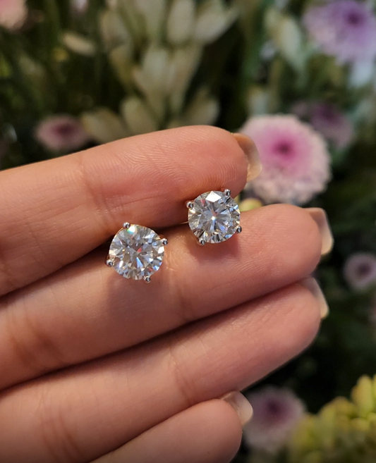 14kt Gold Round 2.9ct Solitaire Earrings