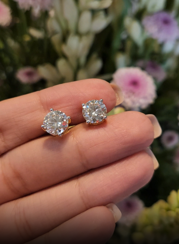 14kt Gold Round 2.9ct Solitaire Earrings