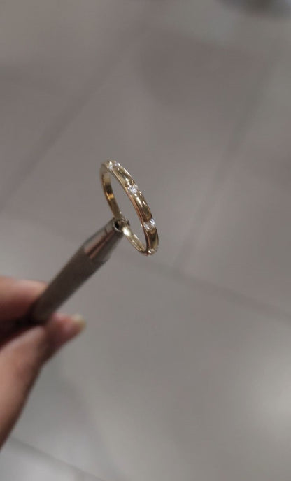 14kt Gold cvd .20ct Round Band Ring