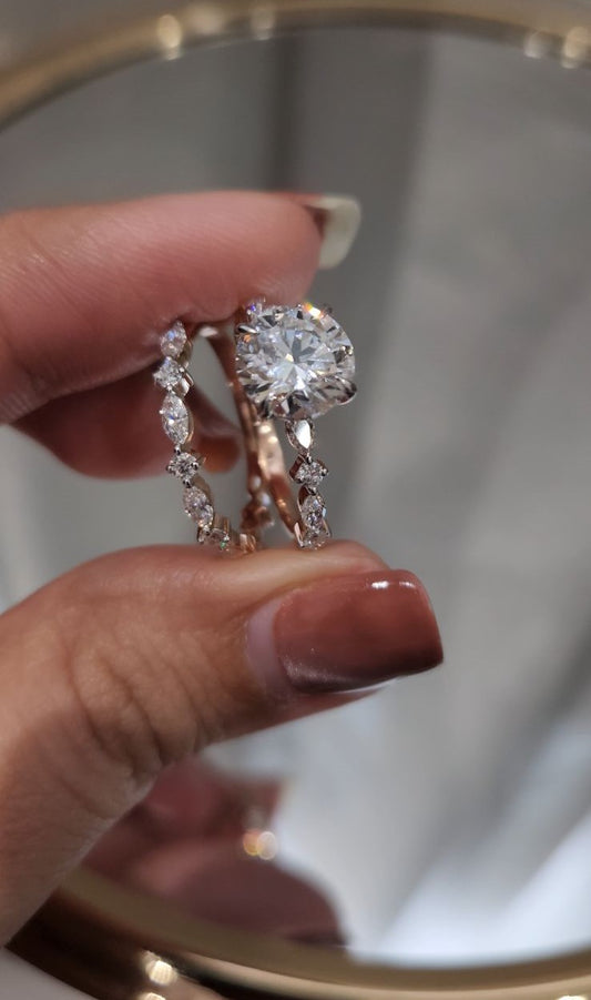 14kt Gold cvd 2.10ct Round Band/Ring